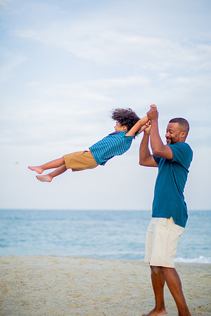 Family Beach Portrait Photography on Pleasure Island, NC:  Carolina Beach, Kure Beach, Fort Fisher