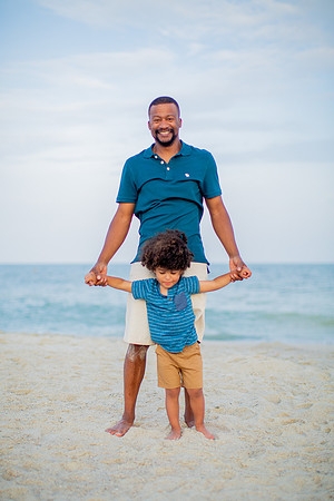 Family Beach Portrait Photography on Pleasure Island, NC:  Carolina Beach, Kure Beach, Fort Fisher