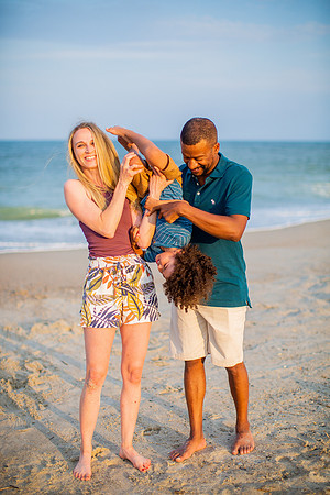 Family Beach Portrait Photography on Pleasure Island, NC:  Carolina Beach, Kure Beach, Fort Fisher