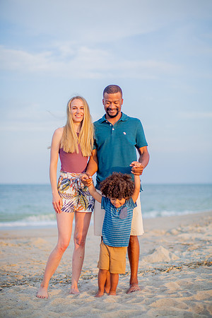 Family Beach Portrait Photography on Pleasure Island, NC:  Carolina Beach, Kure Beach, Fort Fisher