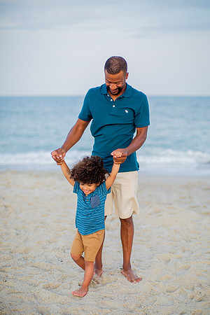 Family Beach Portrait Photography on Pleasure Island, NC:  Carolina Beach, Kure Beach, Fort Fisher