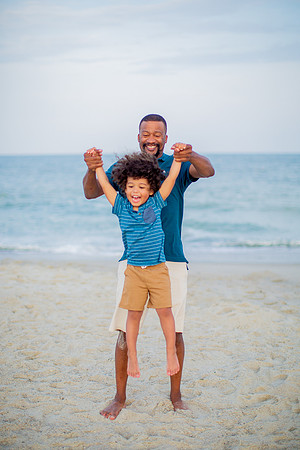 Family Beach Portrait Photography on Pleasure Island, NC:  Carolina Beach, Kure Beach, Fort Fisher