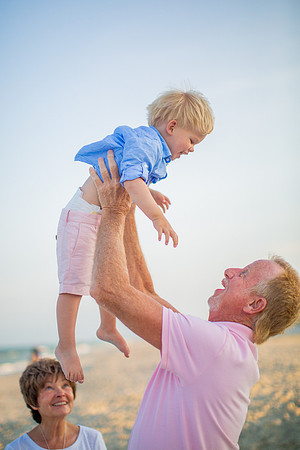 Family Beach Portrait Photography on Pleasure Island, NC:  Carolina Beach, Kure Beach, Fort Fisher