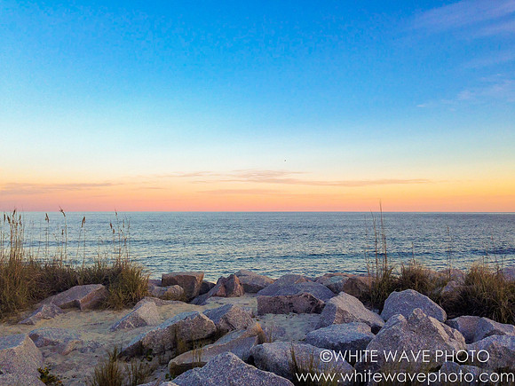 White Wave Photo