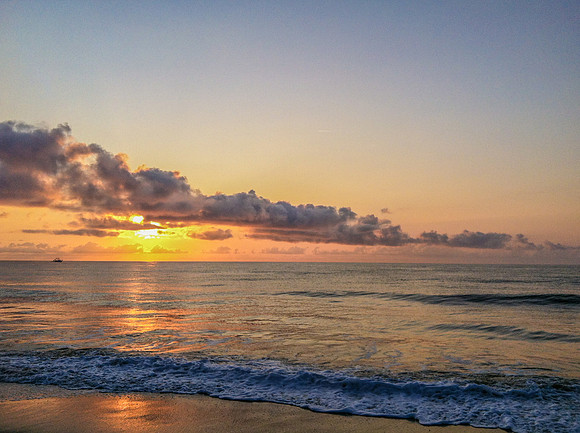 White Wave Photo, Destination Photography